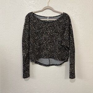 Leopard print Asymmetrical Crop Top relaxed fit with pocket
